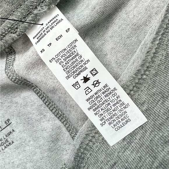 Nike Women's Sportswear Bike Shorts in Grey Size: XS - NWT - Picture 9 of 10